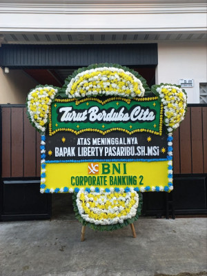 Papan Bunga Duka di Seberuang