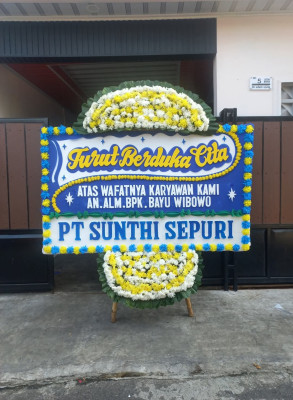 Papan Bunga Duka di Seberuang